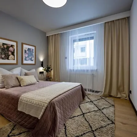 Apartament Zielony Διαμέρισμα Krasków